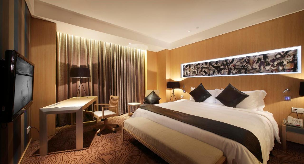 Christian'S Hotel Luoyang 뤄양 외부 사진