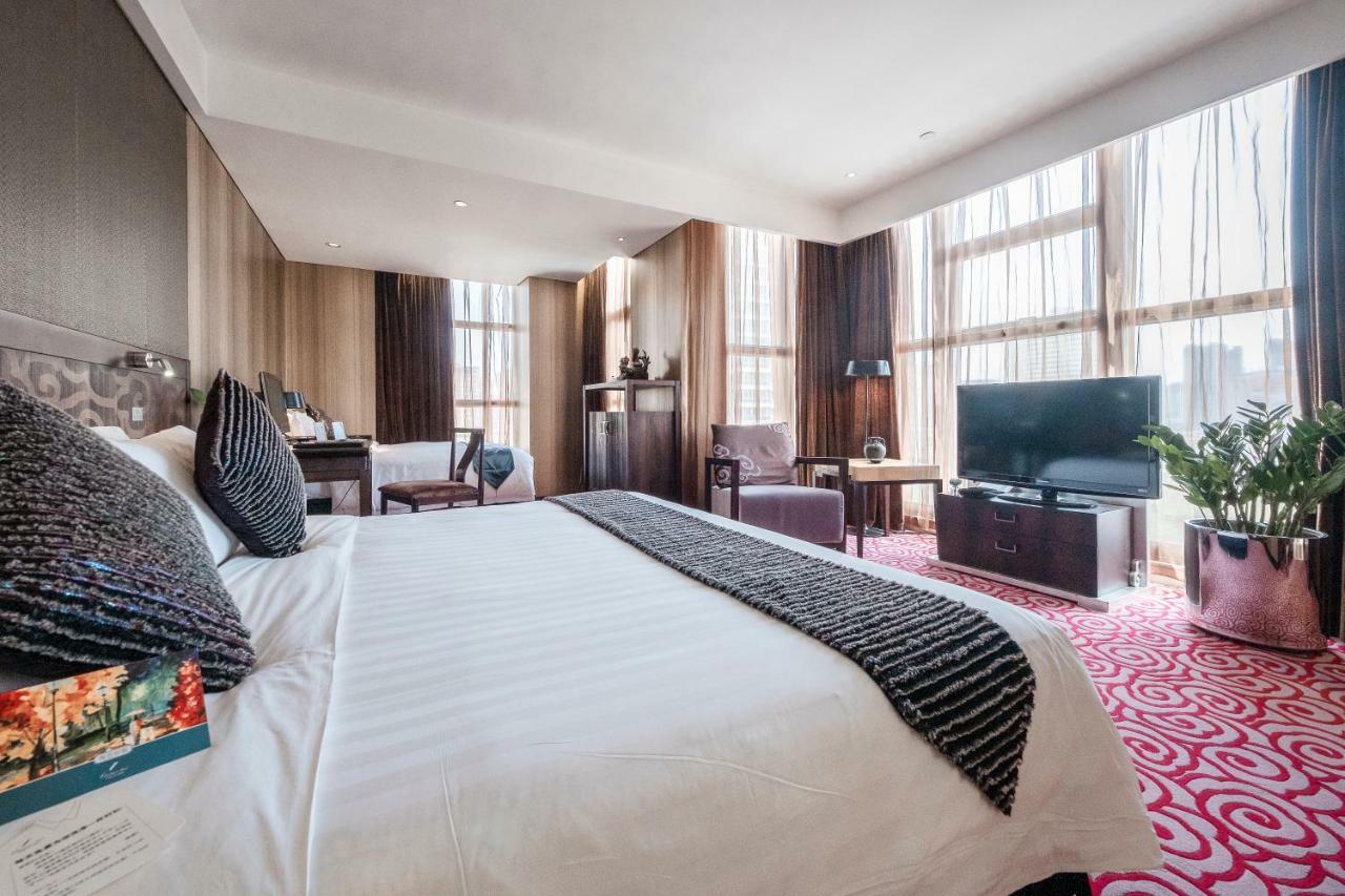 Christian'S Hotel Luoyang 뤄양 외부 사진