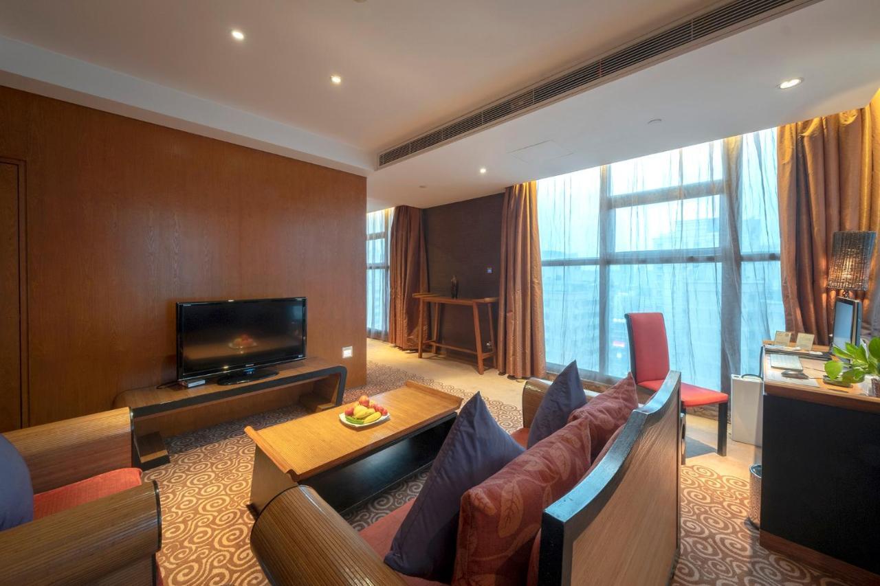 Christian'S Hotel Luoyang 뤄양 외부 사진